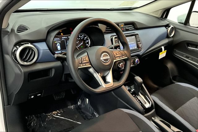 New 2025 Nissan Versa SV w/ Trunk Package FWD image 6