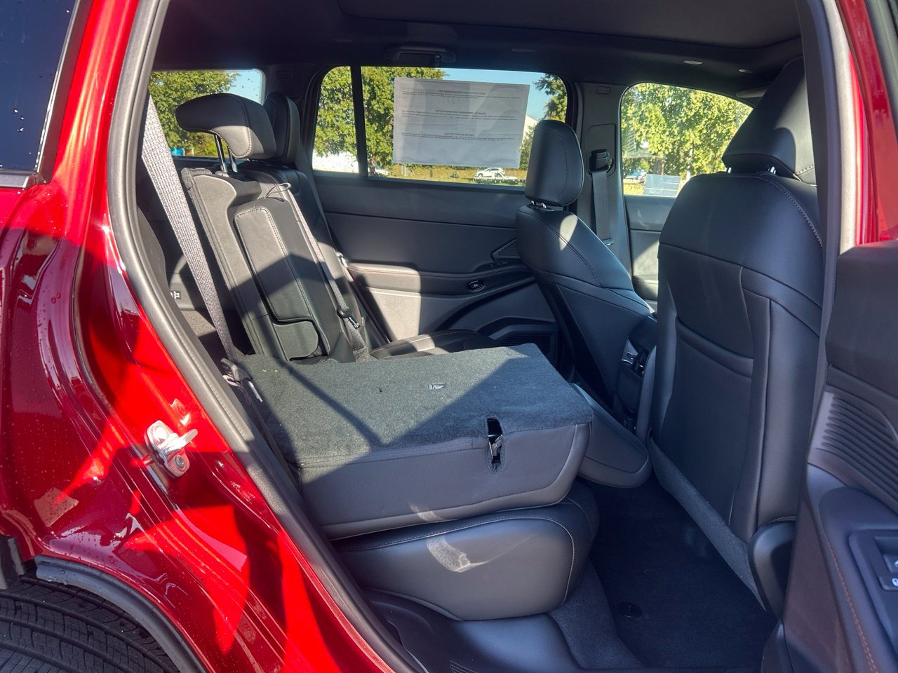 New 2027 Jeep Cherokee Limited AWD/4WD image 13