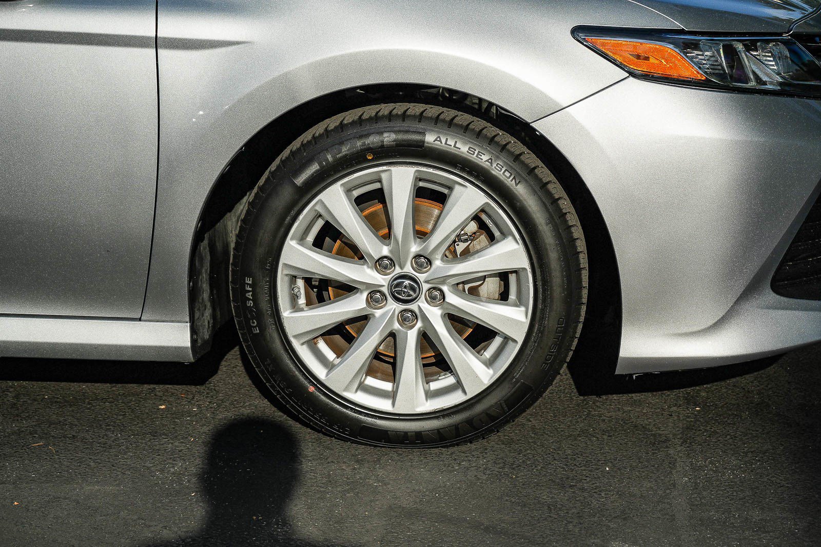 Used 2019 Toyota Camry LE w/ Carpet Mat Package FWD image 10