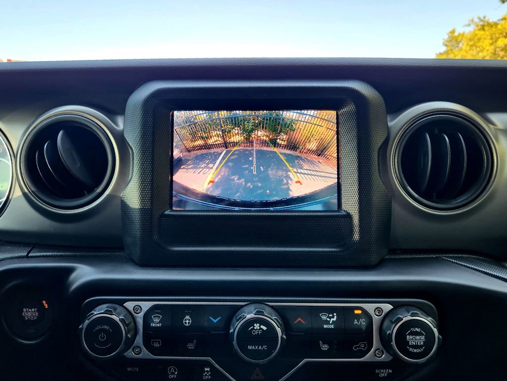 Used 2023 Jeep Wrangler Willys image 20