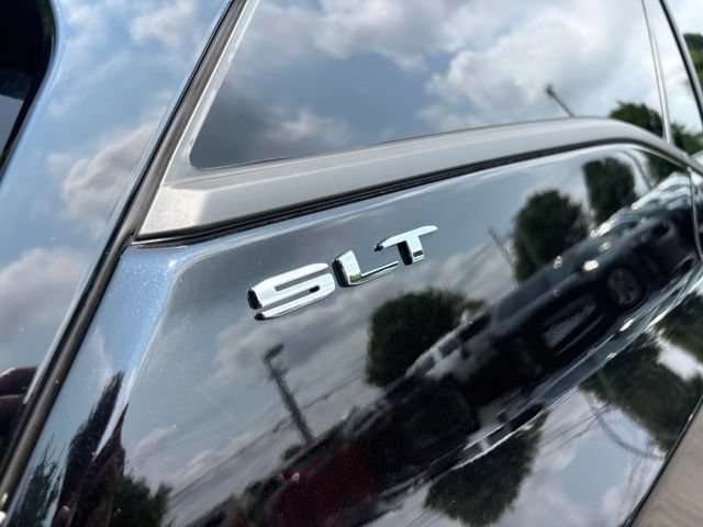 Certified 2024 GMC Terrain SLT w/ Infotainment Package II AWD/4WD image 18