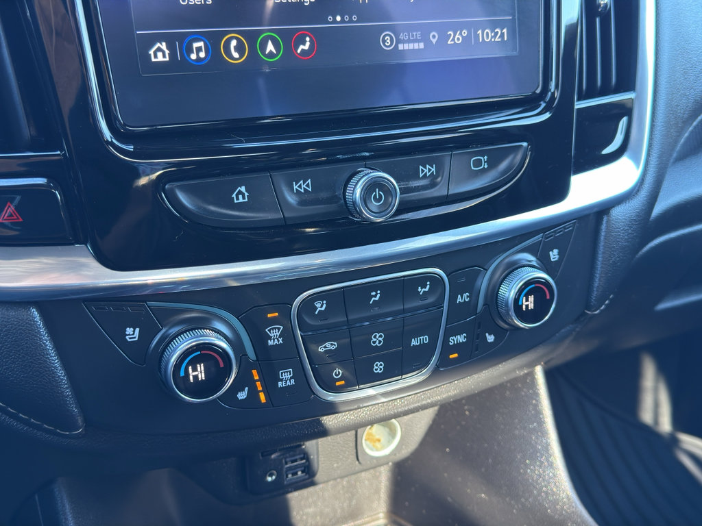 Used 2022 Chevrolet Traverse Premier w/ Redline Edition AWD/4WD image 24