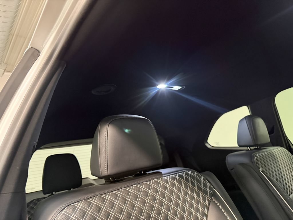 Used 2024 GMC Acadia Denali w/ LPO, Floor Liner Package FWD image 15