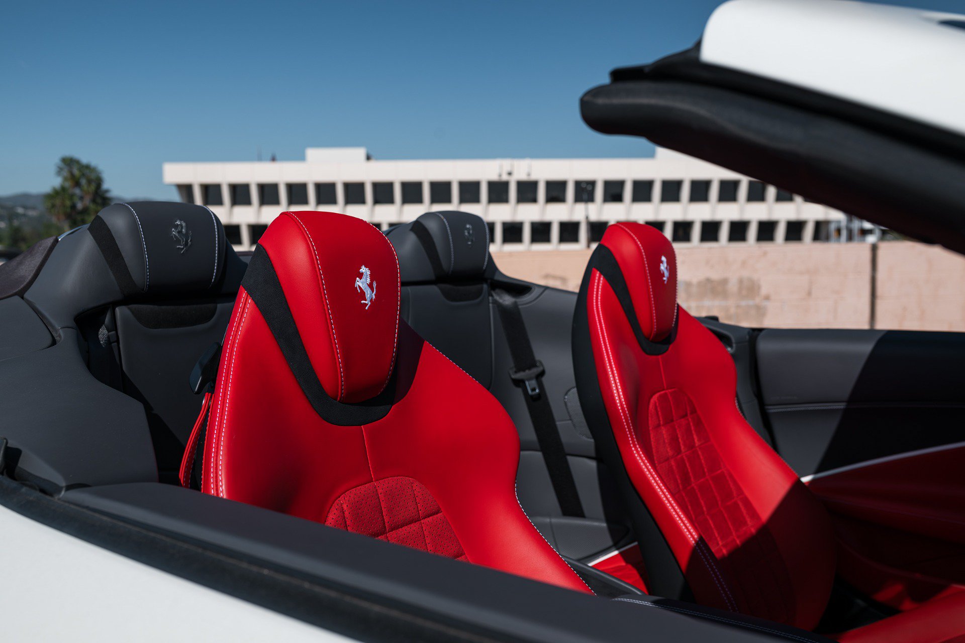 Used 2025 Ferrari Roma Spider RWD image 43