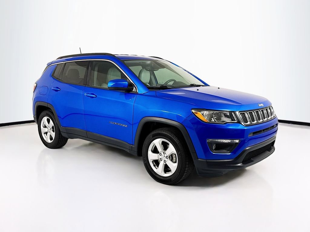 Used 2019 Jeep Compass Latitude w/ Popular Equipment Group image 3