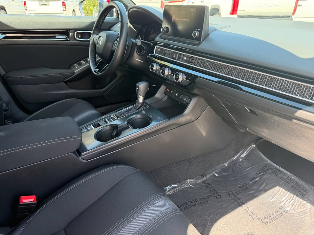 Used 2025 Honda Civic Sport image 10
