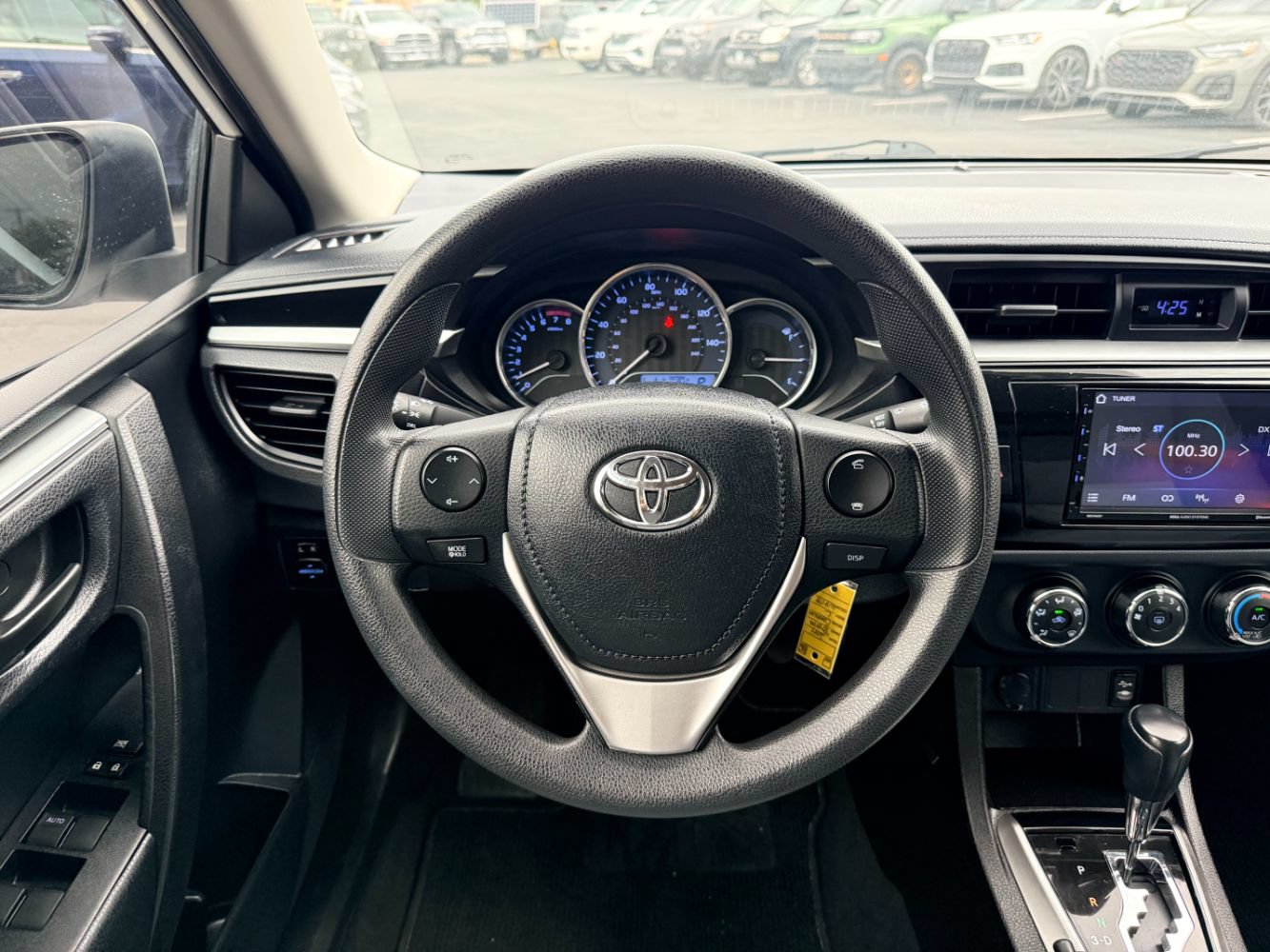 Used 2014 Toyota Corolla L FWD image 10