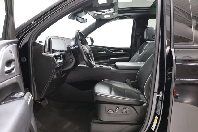 Used 2024 Cadillac Escalade ESV Sport AWD/4WD image 15