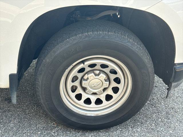 Used 2021 Chevrolet Silverado 1500 W/T RWD image 9