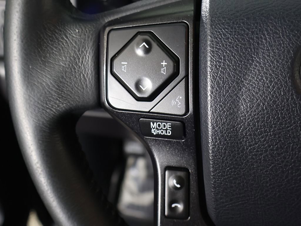 Used 2018 Toyota Sequoia TRD Sport image 46