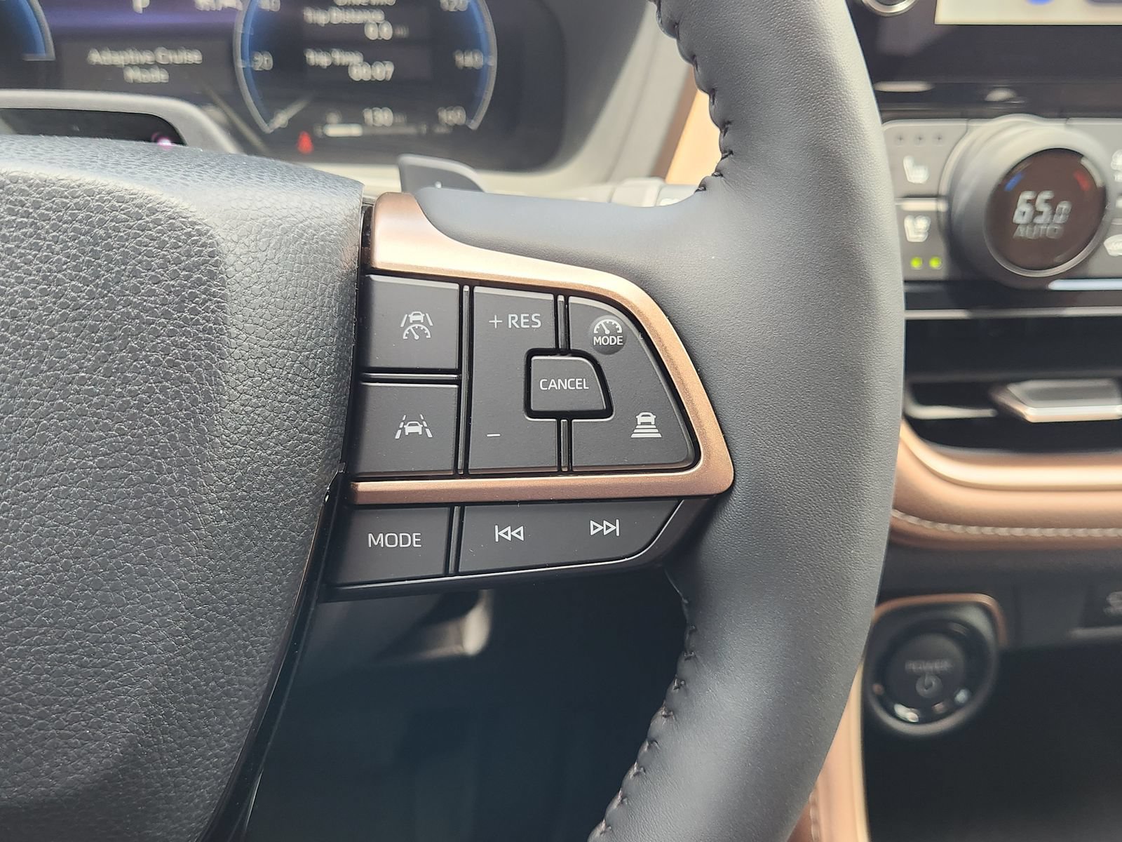 Used 2026 Toyota Grand Highlander AWD Hybrid image 32