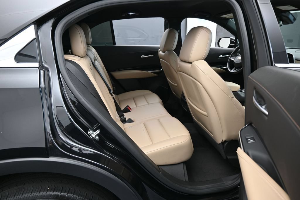 Used 2024 Cadillac XT4 Luxury FWD image 39