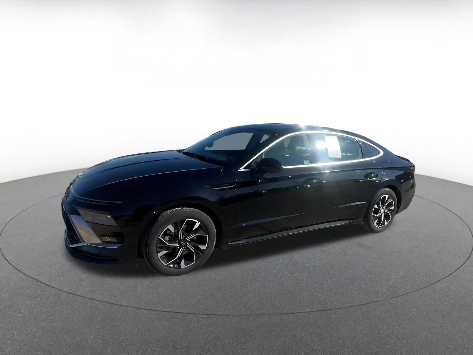 Used 2025 Hyundai Sonata SEL FWD image 8