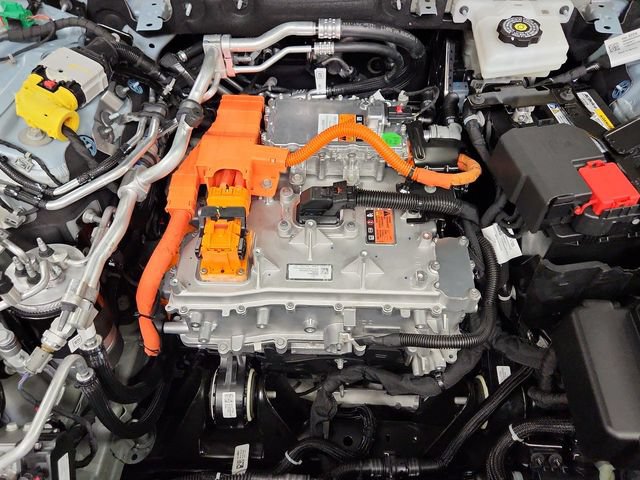 New 2025 Cadillac Lyriq Sport AWD/4WD image 31