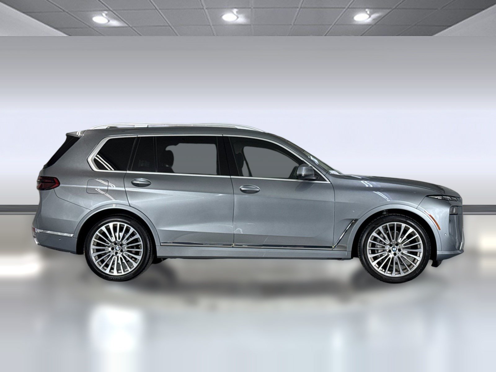Certified 2024 BMW X7 xDrive40i w/ Parking Assistance Package AWD/4WD image 8