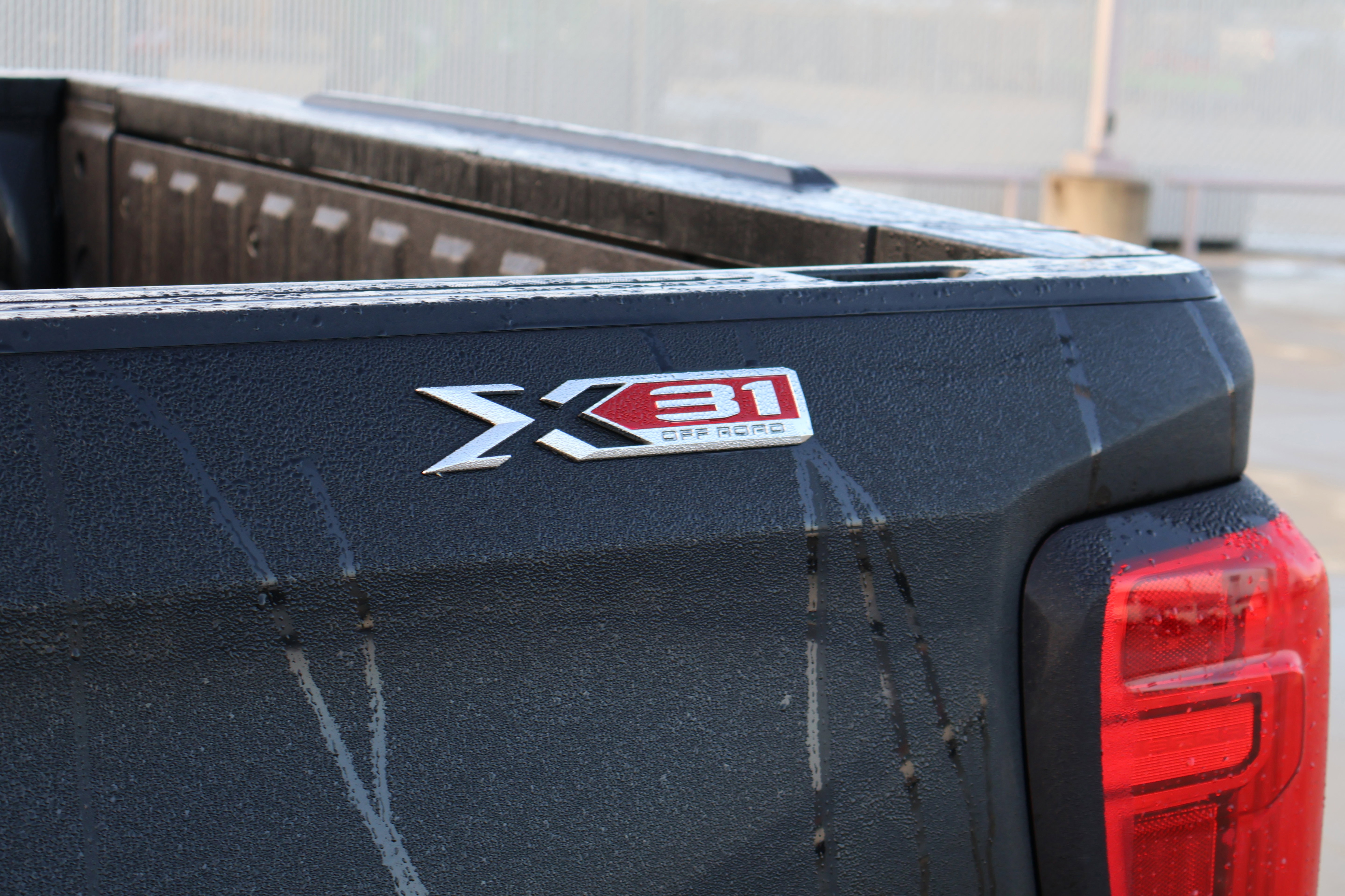 Used 2021 GMC Sierra 1500 SLT image 4