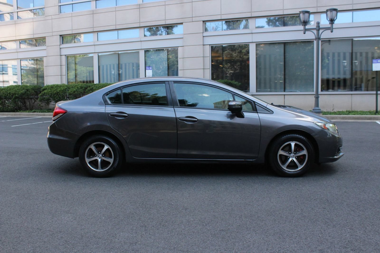 Used 2015 Honda Civic SE image 6