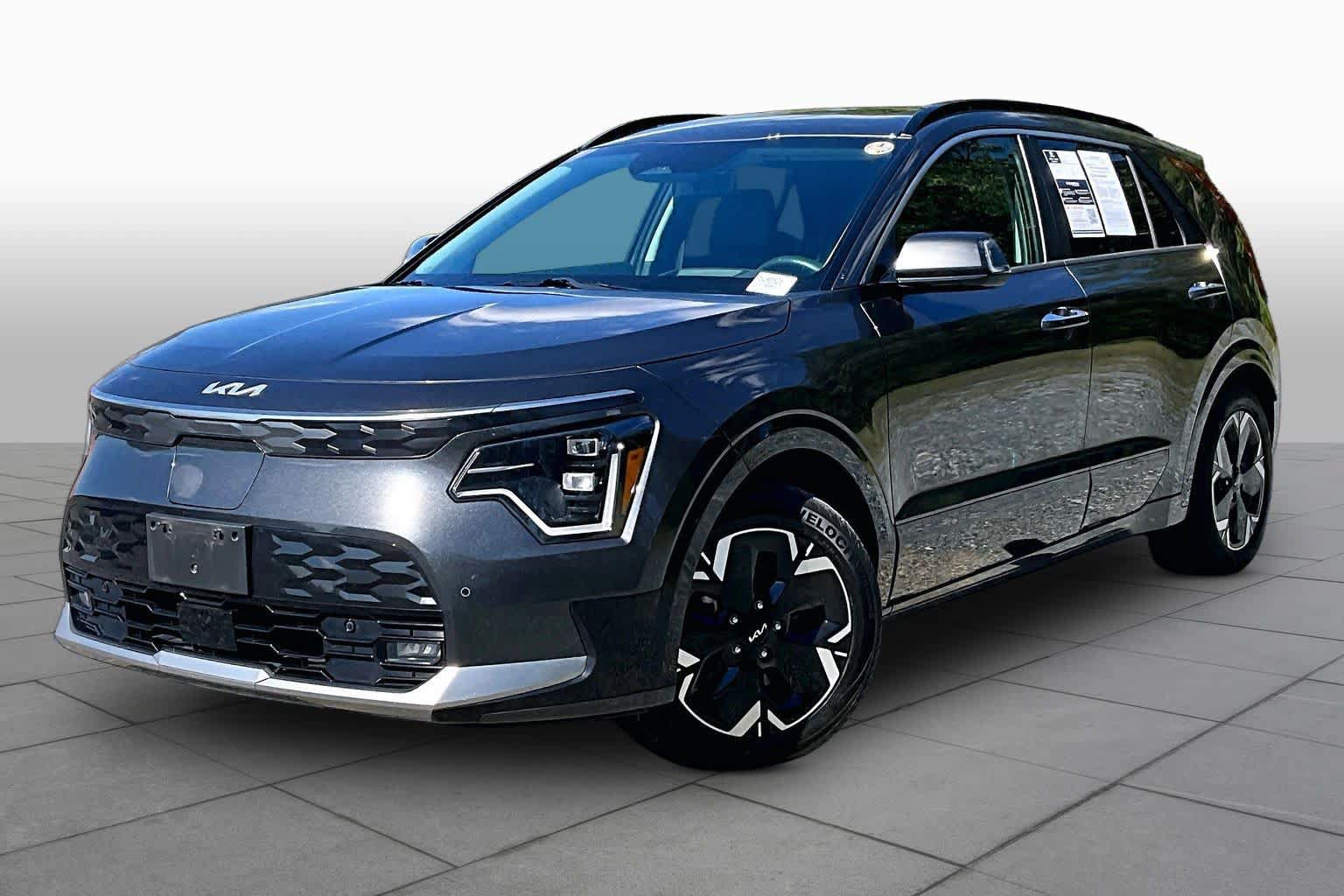 Used 2024 Kia Niro Wave w/ Wave Preserve Package