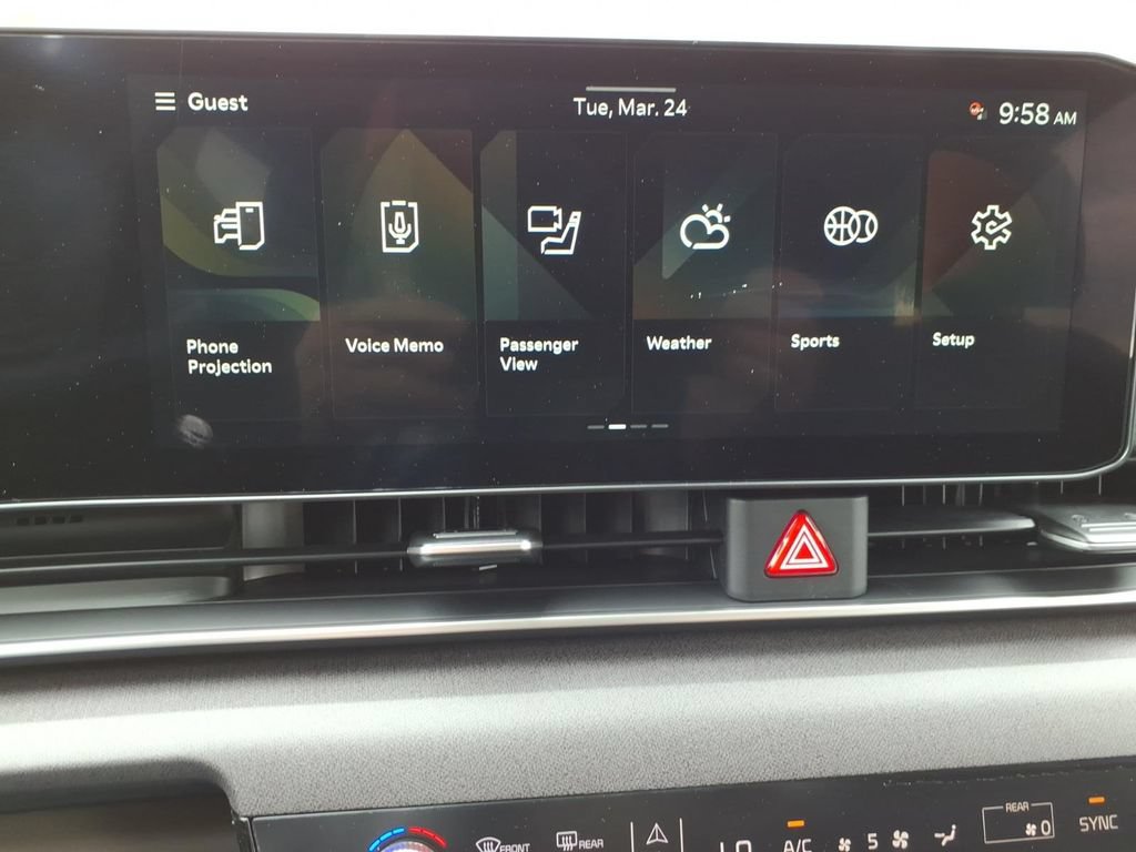 New 2026 Kia Carnival EX FWD image 21