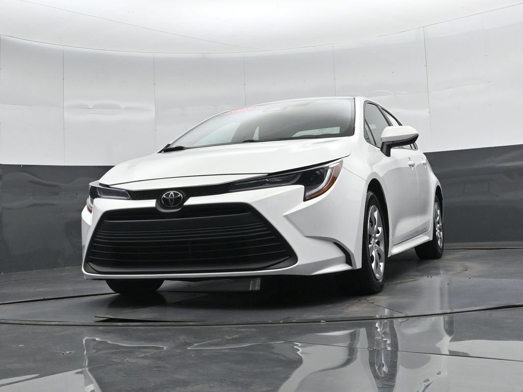 Used 2023 Toyota Corolla LE FWD image 37
