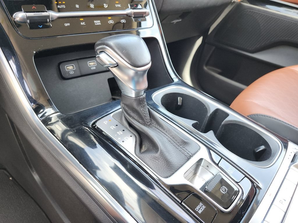 Used 2022 Kia Carnival SX FWD image 26