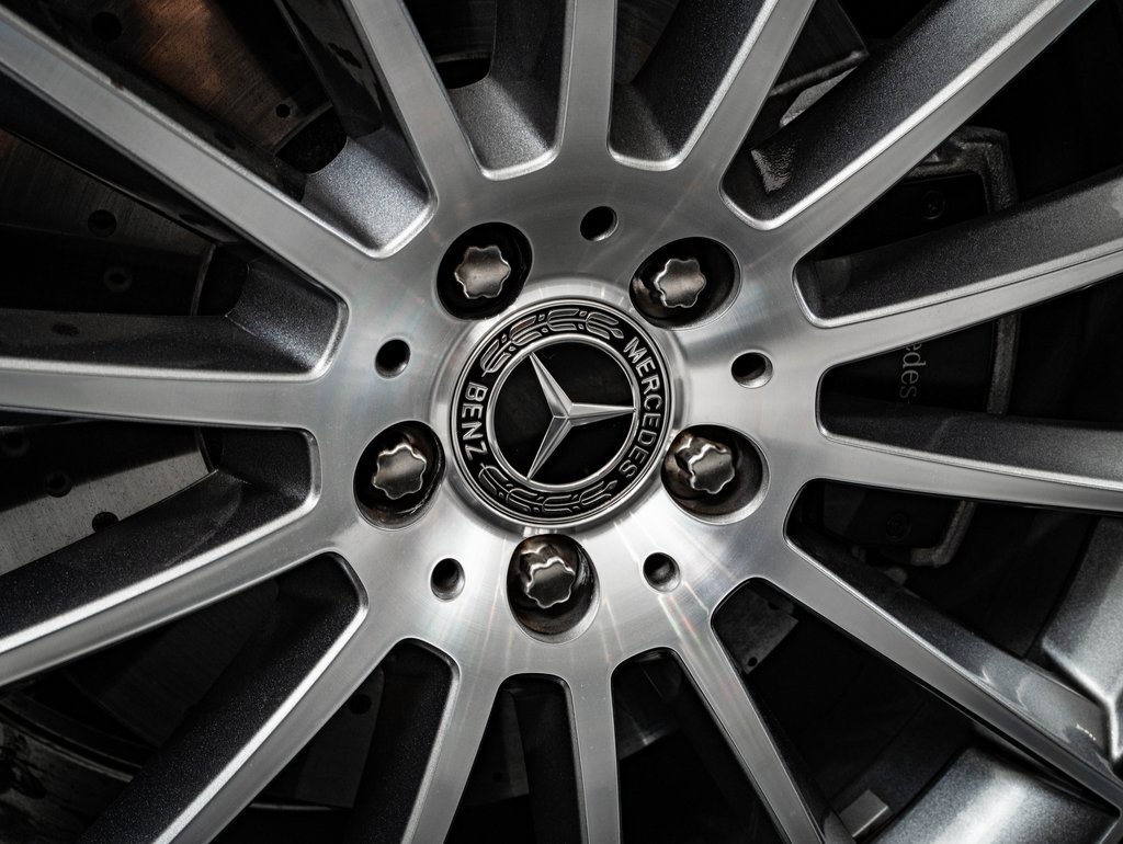 Certified 2025 Mercedes-Benz GLE 350 4MATIC image 8