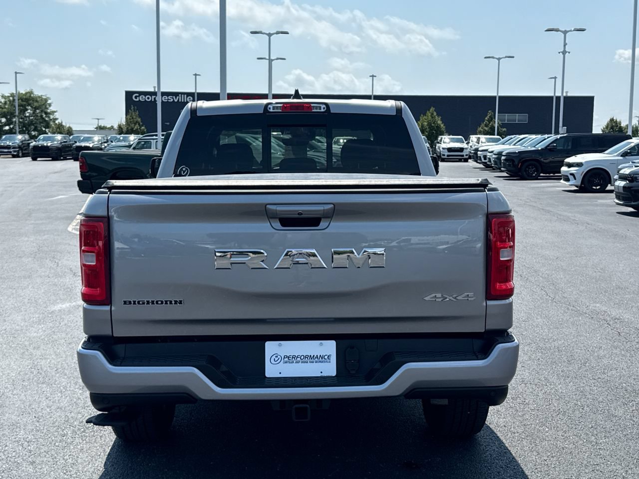 Used 2025 RAM 1500 Big Horn AWD/4WD image 4