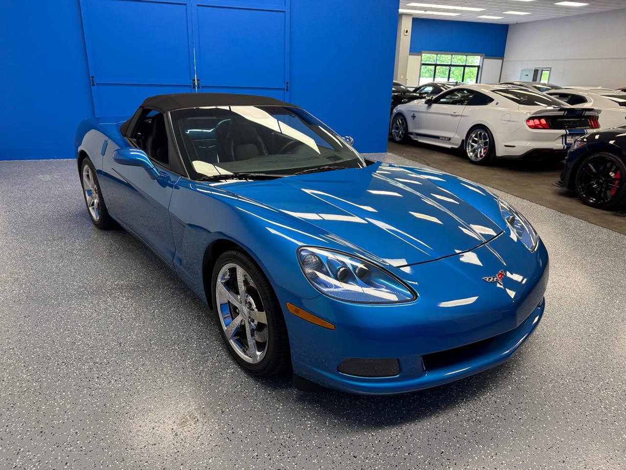 Used 2009 Chevrolet Corvette Convertible w/ Preferred Equipment Group RWD image 23