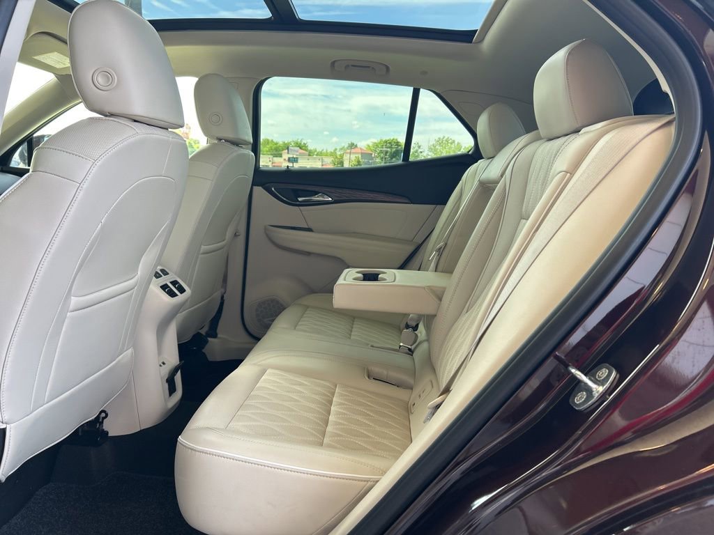 Used 2023 Buick Envision Avenir image 9