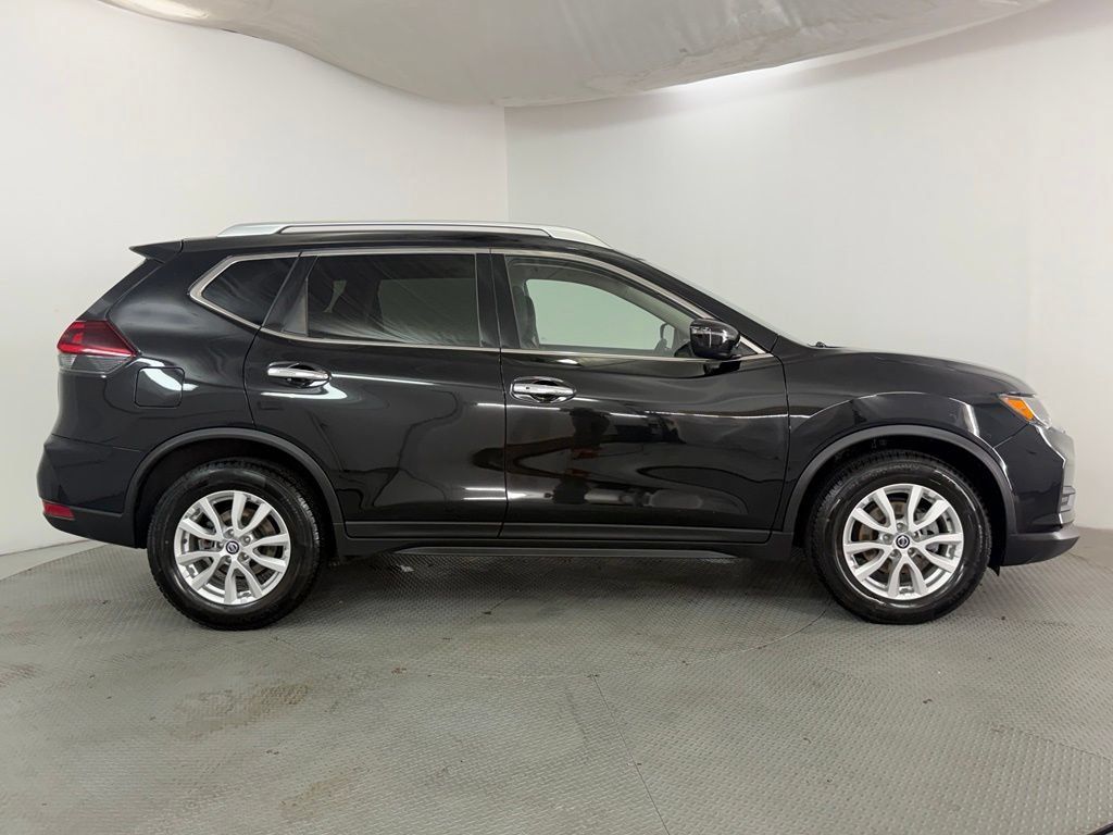 Used 2020 Nissan Rogue SV FWD image 5