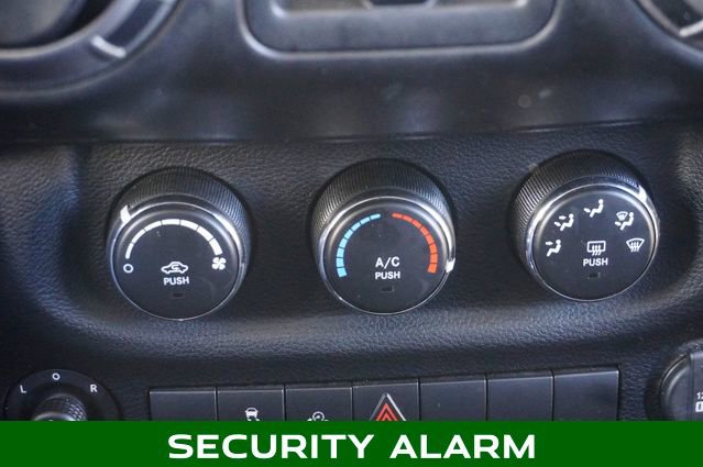 Used 2013 Jeep Wrangler Unlimited Sport image 14