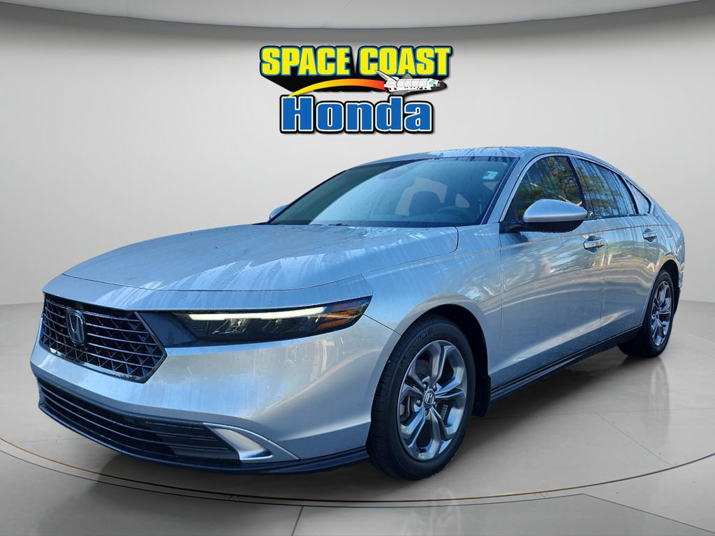 Certified 2024 Honda Accord EX image 3