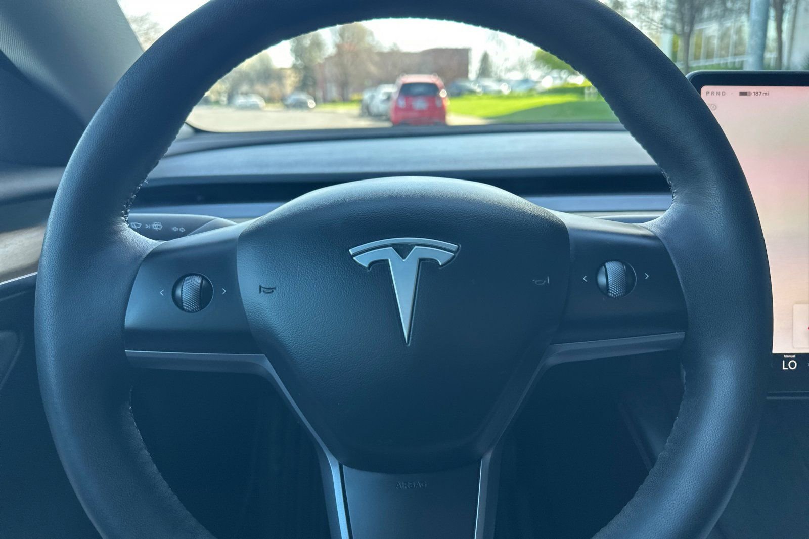 Used 2023 Tesla Model 3 Standard Range image 19