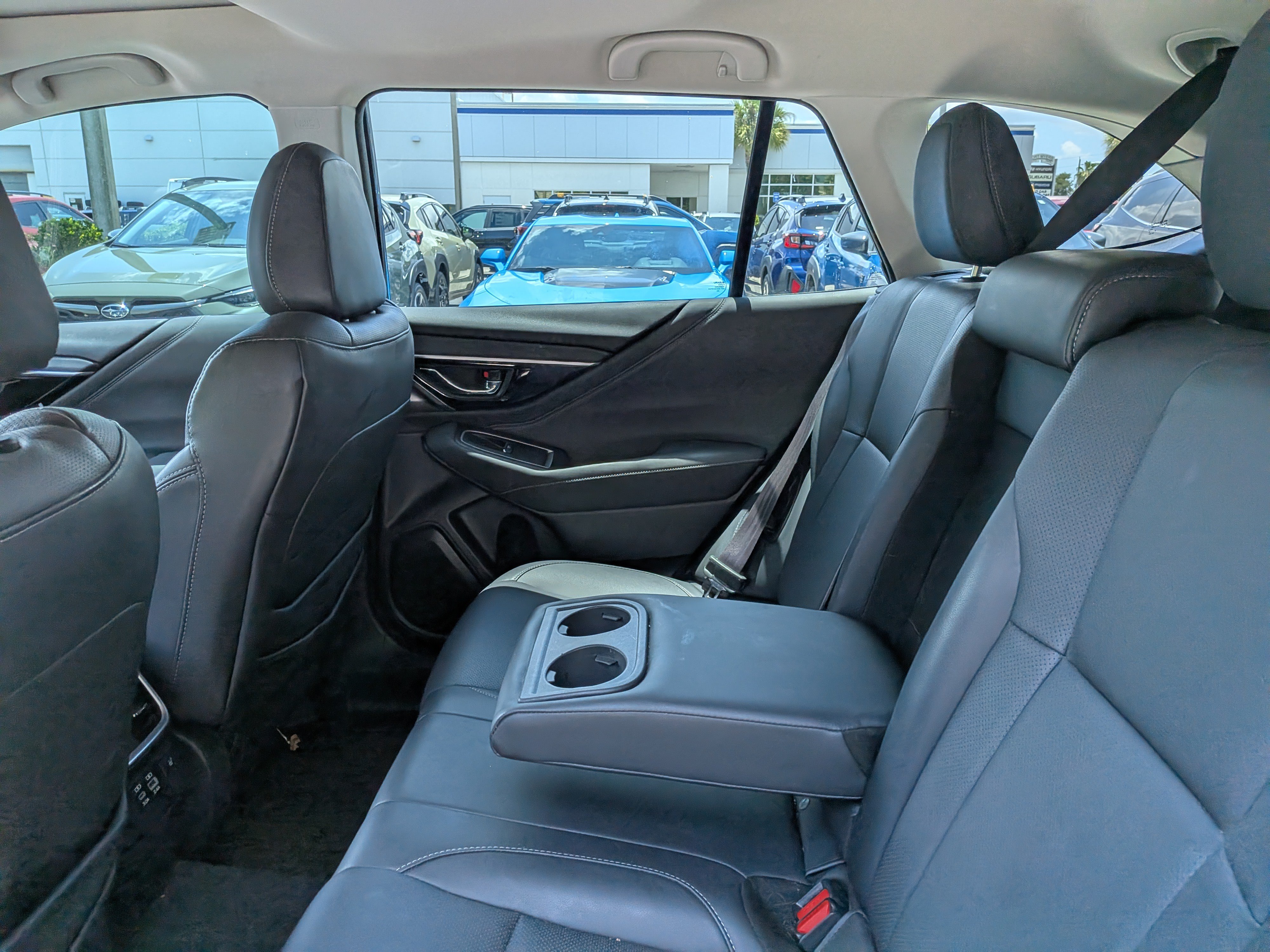 Used 2023 Subaru Outback Limited XT AWD/4WD image 13