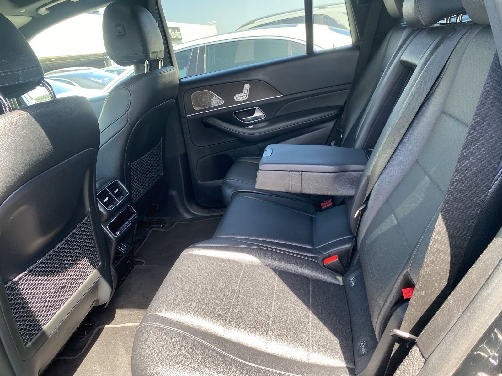 Used 2022 Mercedes-Benz GLS 450 4MATIC image 9