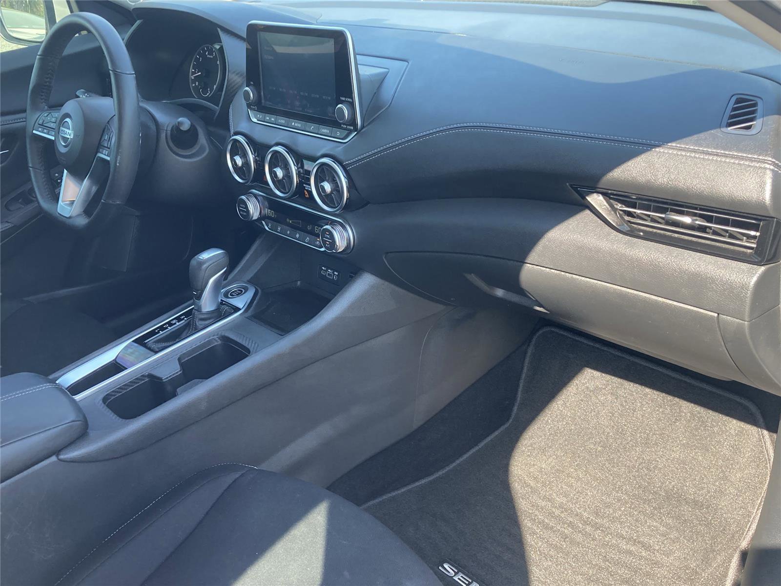 Used 2020 Nissan Sentra SV image 29