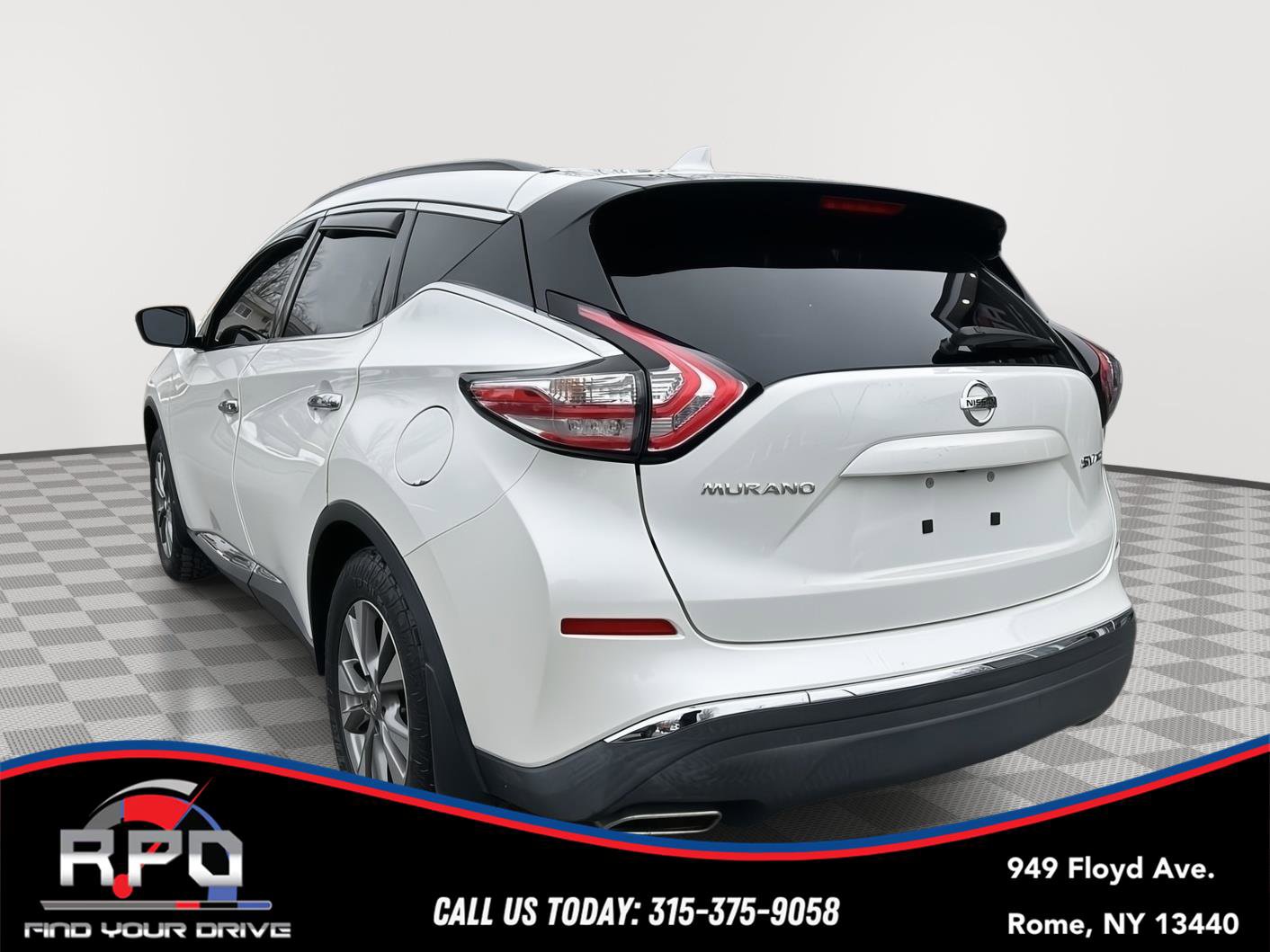 Used 2017 Nissan Murano SV image 3