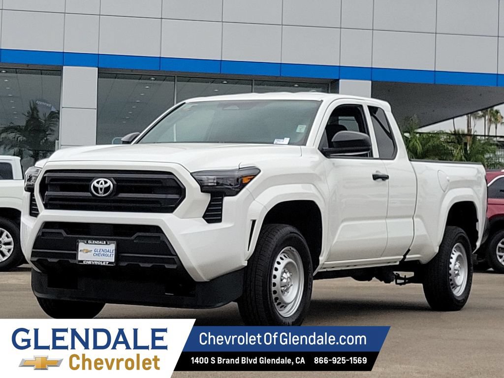 Used 2025 Toyota Tacoma SR RWD image 15