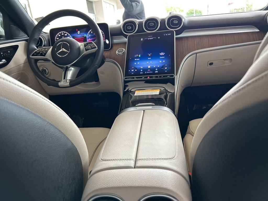 Used 2024 Mercedes-Benz C 300 Sedan image 27