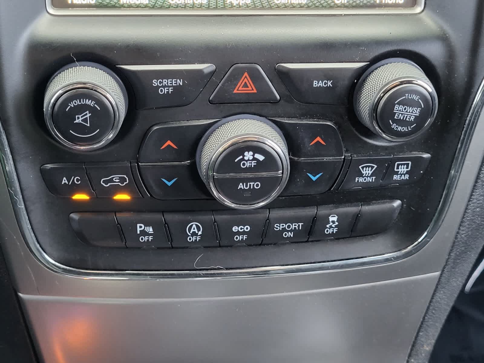 Used 2017 Jeep Grand Cherokee Altitude AWD/4WD image 21