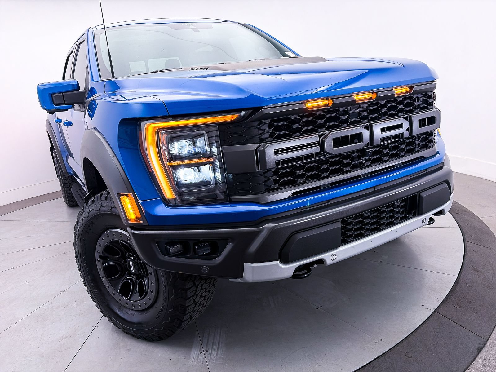 Used 2021 Ford F150 Raptor w/ Equipment Group 801A High AWD/4WD image 3