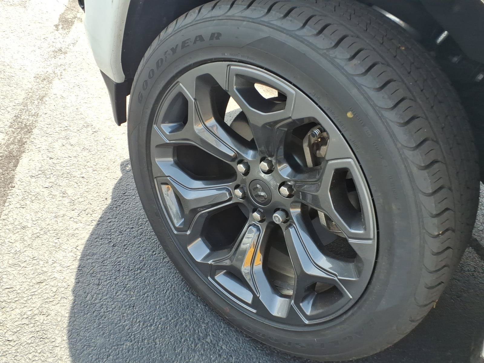 Used 2022 RAM 1500 Limited AWD/4WD image 7