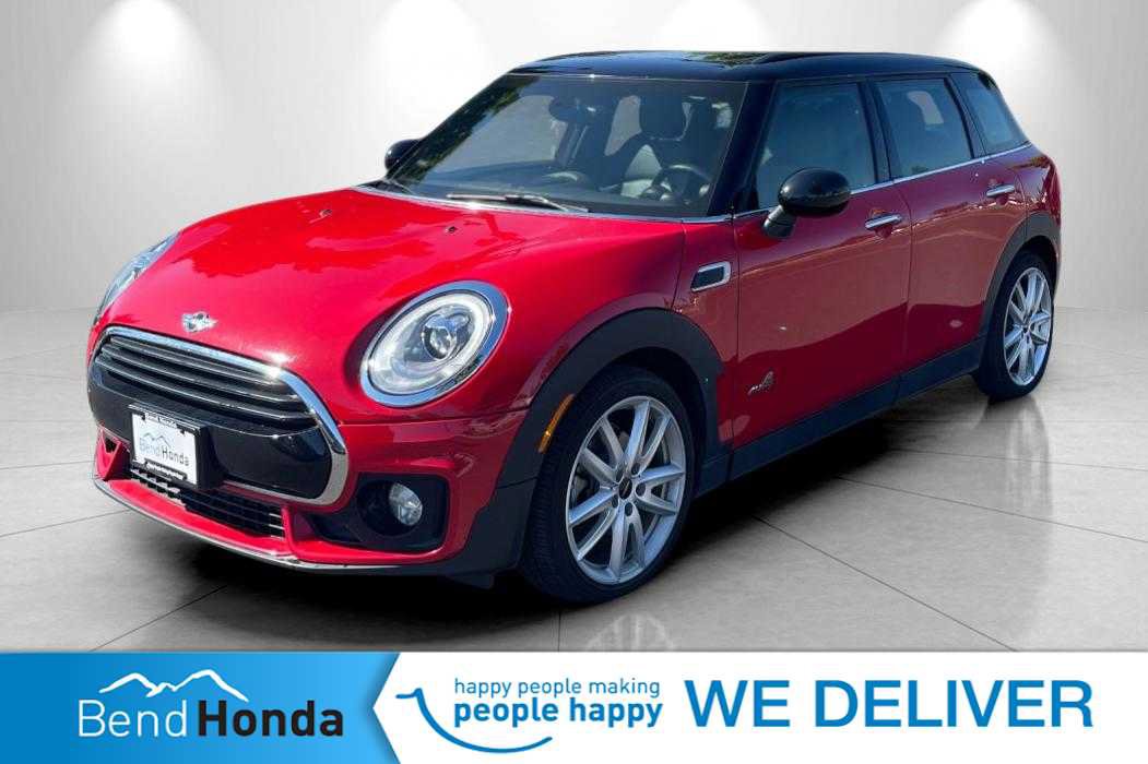 Used 2017 MINI Cooper Clubman ALL4 AWD/4WD image 1