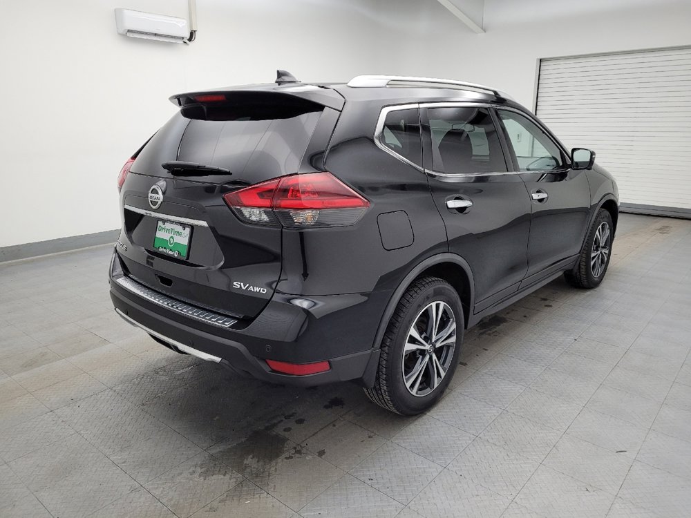 Used 2019 Nissan Rogue SV w/ Premium Package image 9