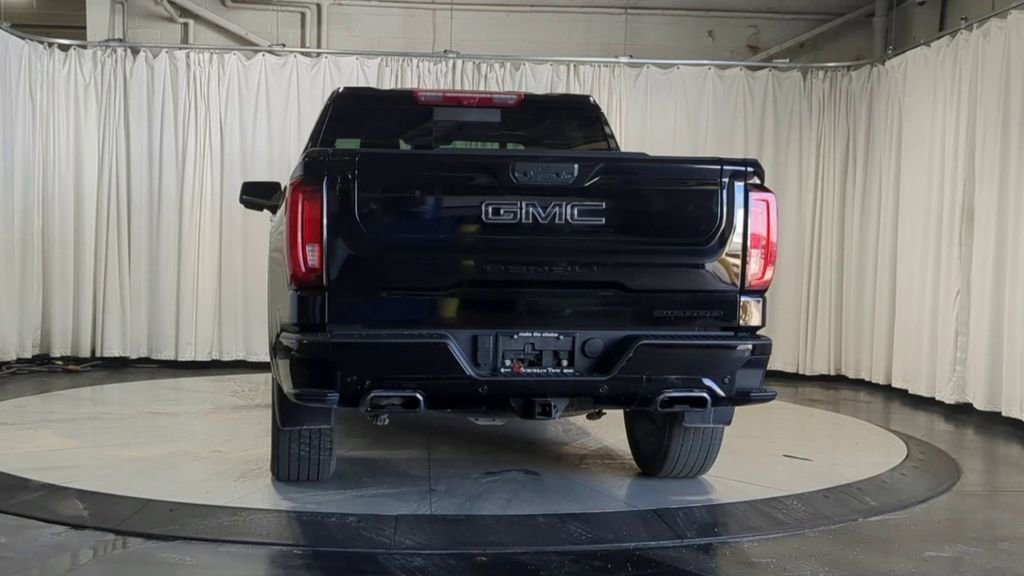 Used 2025 GMC Sierra 1500 Denali Ultimate AWD/4WD image 7