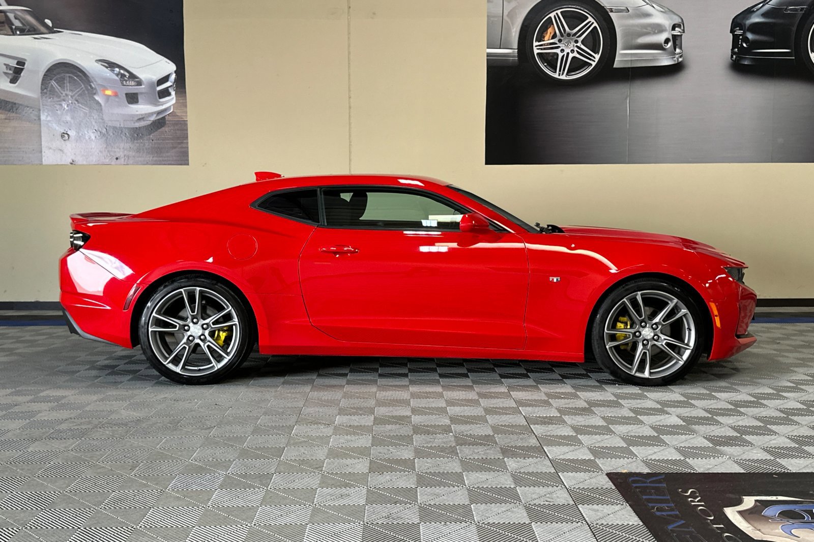 Used 2020 Chevrolet Camaro LT w/ RS Package RWD image 3