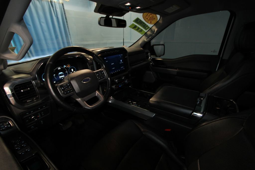 Used 2021 Ford F150 Lariat image 2