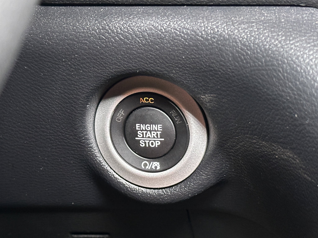 New 2026 Chrysler Voyager LX FWD image 29