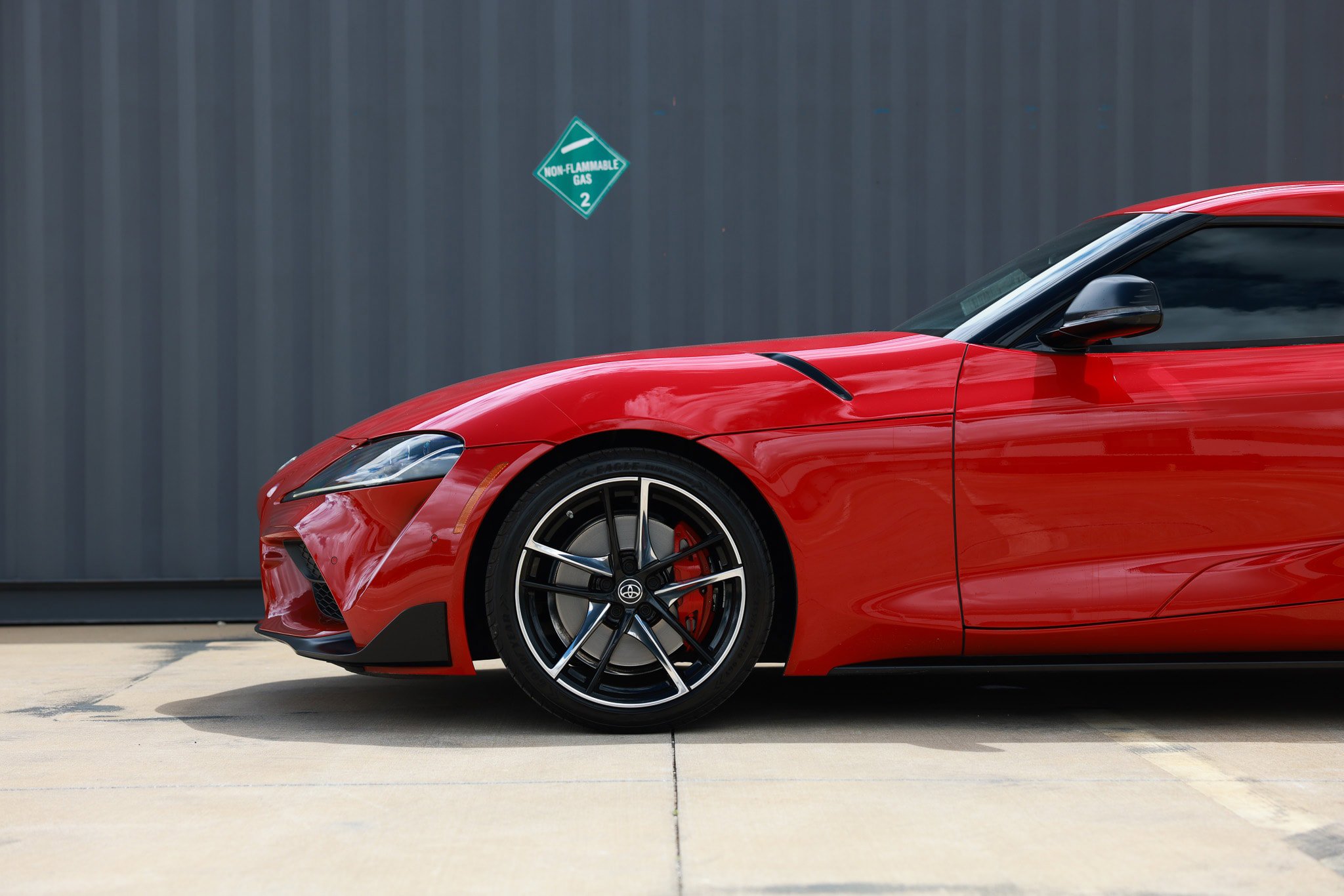 Used 2020 Toyota Supra Premium w/ Driver Assist Package image 31