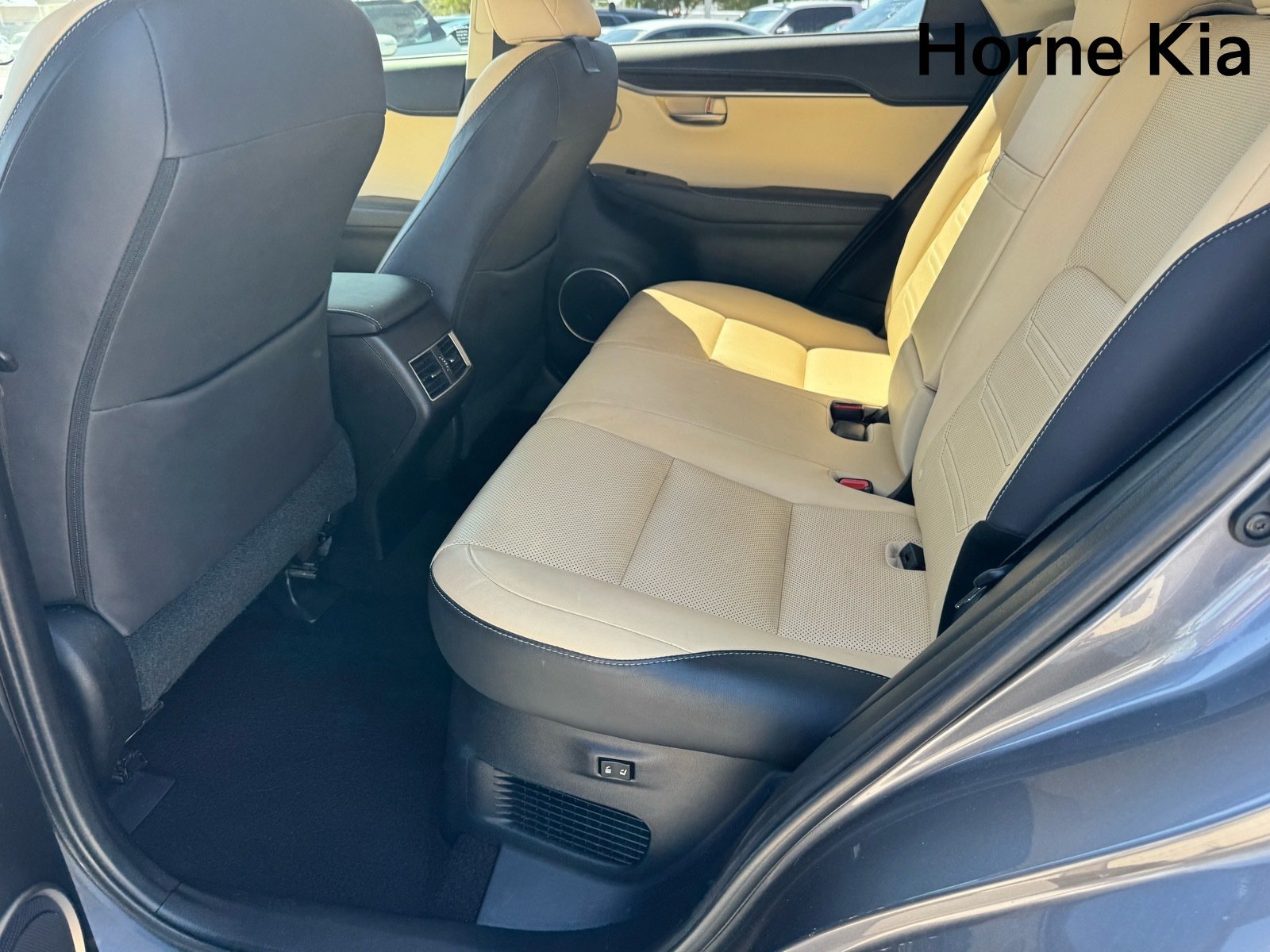 Used 2017 Lexus NX 200t FWD w/ Luxury Package image 13